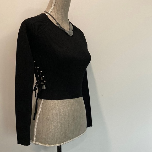 ZARA Black Ribbed Fitted Crop Sleeved Top - Picture 5 of 12